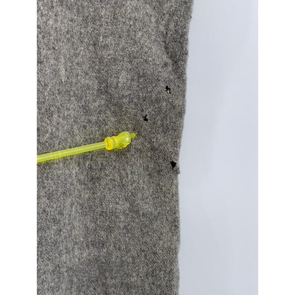 UNBRANDED Women's Charcoal Gray Soft Knit Fringe Wrap Scarf SZ OS - Picture 6 of 10